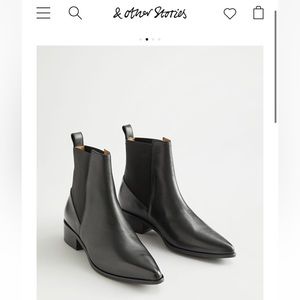 & Other Stories Chelsea Boot. Never been worn.